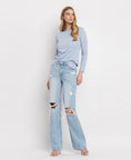 Load image into Gallery viewer, HIGH RISE FLARE JEANS T5346