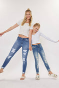 Load image into Gallery viewer, KIDS HIGH RISE ANKLE SKINNY JEAN