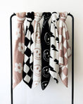 Load image into Gallery viewer, Daisy Baby Blanket | Latte