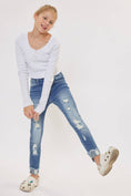 Load image into Gallery viewer, KIDS HIGH RISE ANKLE SKINNY JEAN