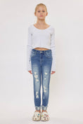 Load image into Gallery viewer, KIDS HIGH RISE ANKLE SKINNY JEAN