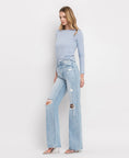 Load image into Gallery viewer, HIGH RISE FLARE JEANS T5346