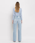 Load image into Gallery viewer, HIGH RISE FLARE JEANS T5346