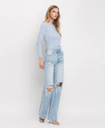 Load image into Gallery viewer, HIGH RISE FLARE JEANS T5346