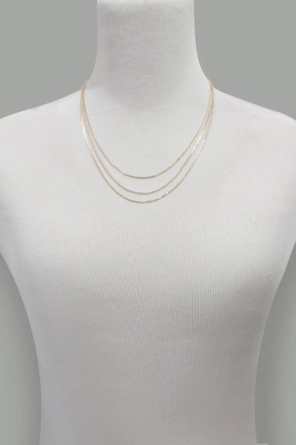 TRIPLE LAYER CHAIN NECKLACE