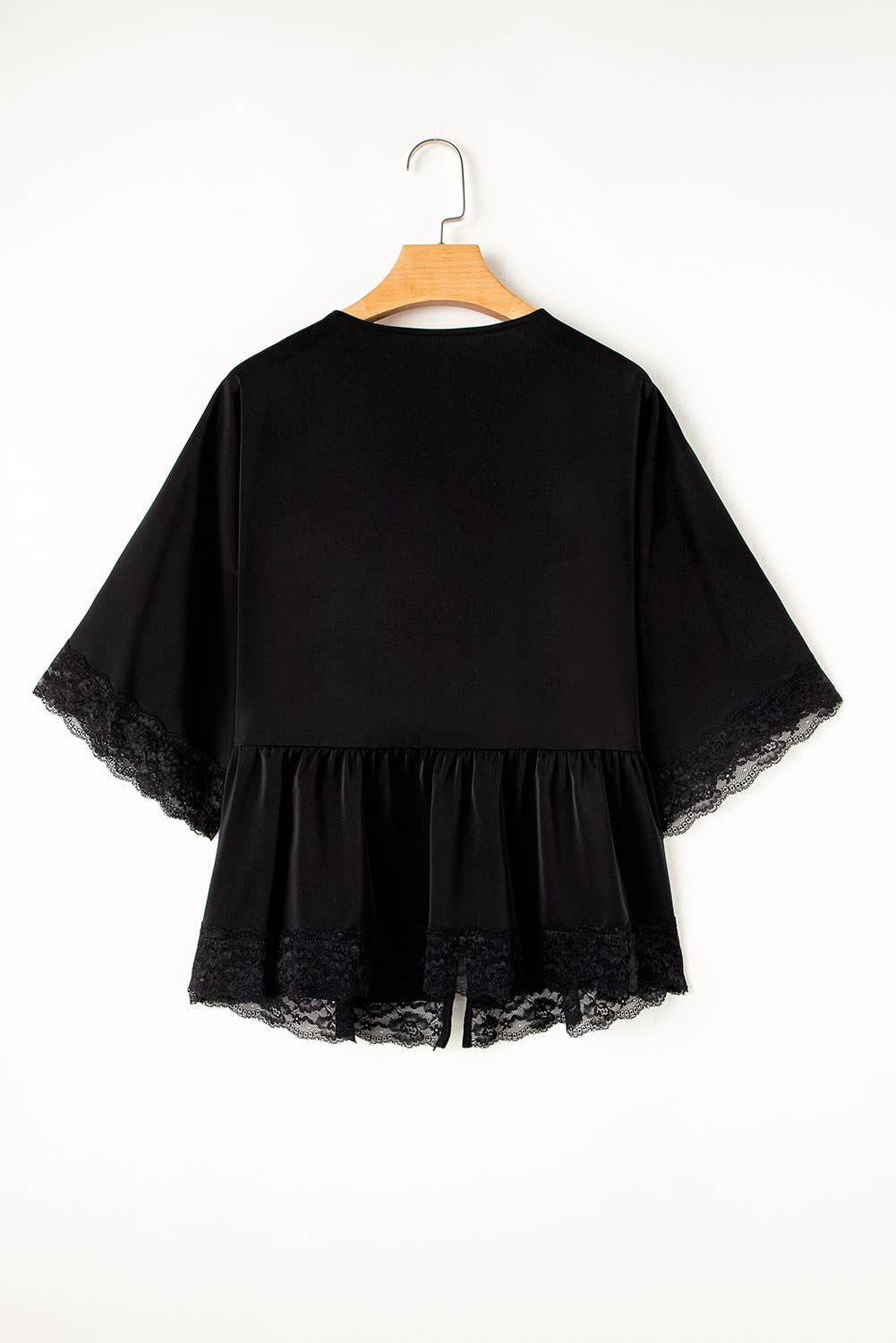 Plus Lace Short Sleeve Top