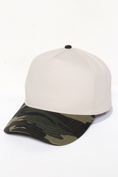 Load image into Gallery viewer, Camo Print Brim 5 Panel Caps
