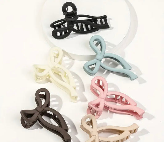 Bow Claw Hair Clip
