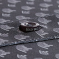 Load image into Gallery viewer, Men's Birdie Finger - Raven - Polo
